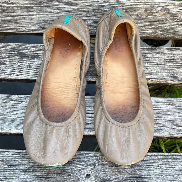 TIEKS  Taupe Ballet Flats women’s size 8 - Picture 3 of 16